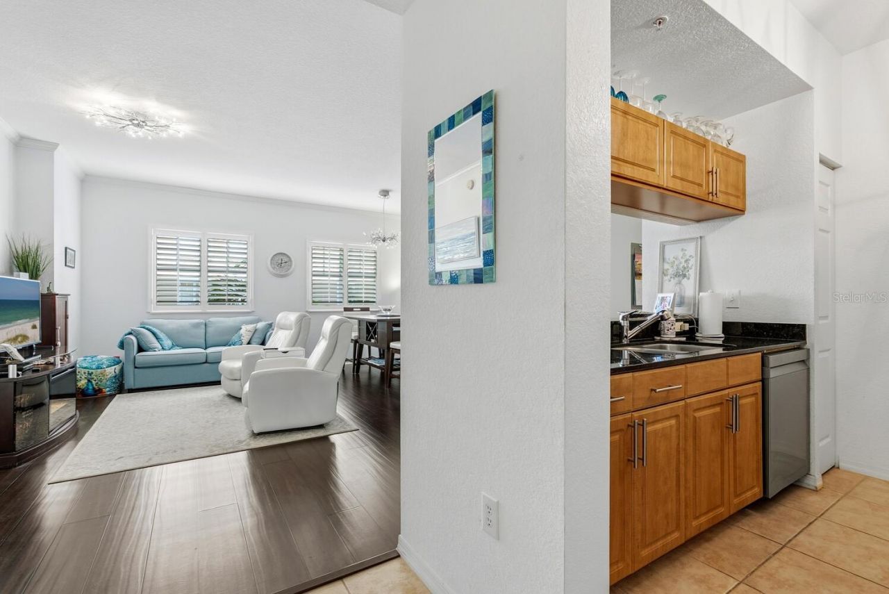 1064 N Tamiami Trail, Unit 1206, Sarasota, FL 34236 Photo