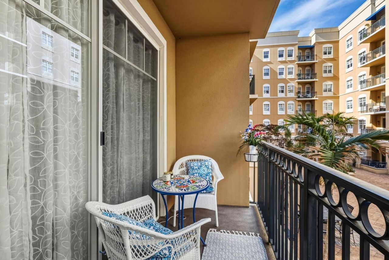 1064 N Tamiami Trail, Unit 1206, Sarasota, FL 34236 Photo