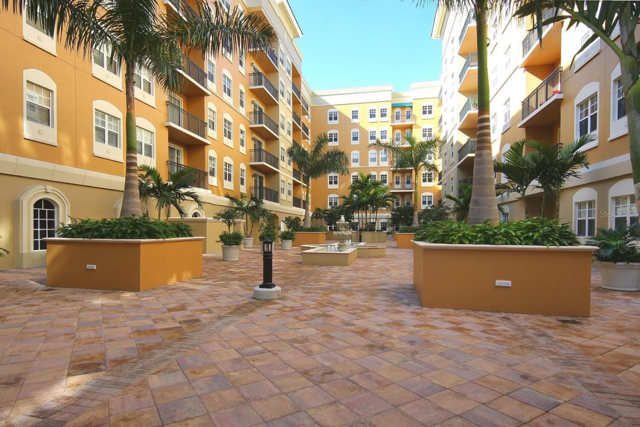 1064 N Tamiami Trail, Unit 1206, Sarasota, FL 34236 Photo