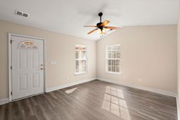 8 Laurel Leaf Lane photo 4