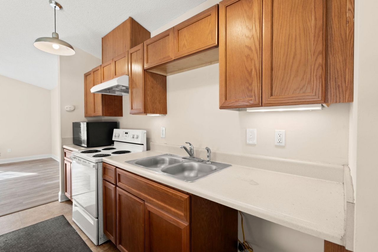 8 Laurel Leaf Lane Photo 8