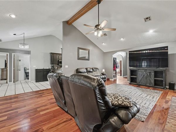 910 Raintree Court, Siloam Springs, AR 72761