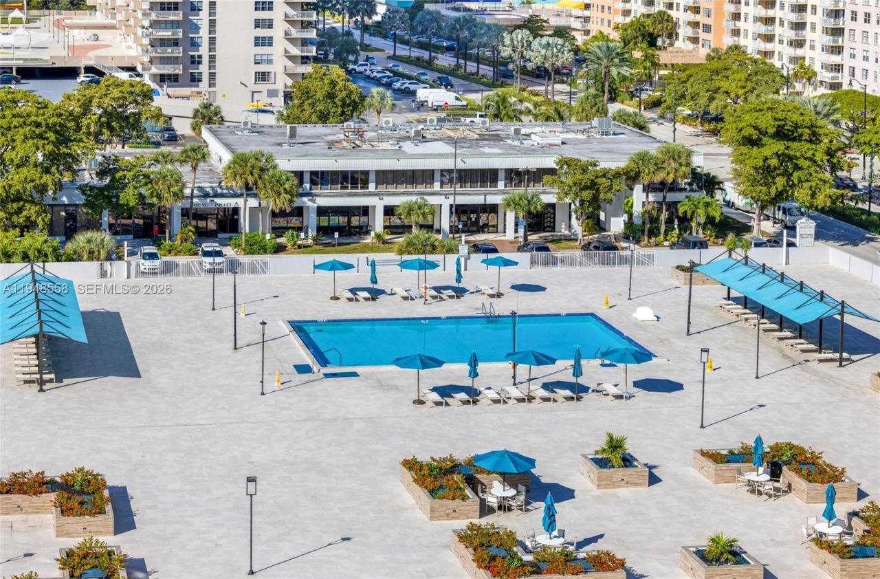 230 174th St, Unit 1218, Sunny Isles Beach, FL 33160 Photo