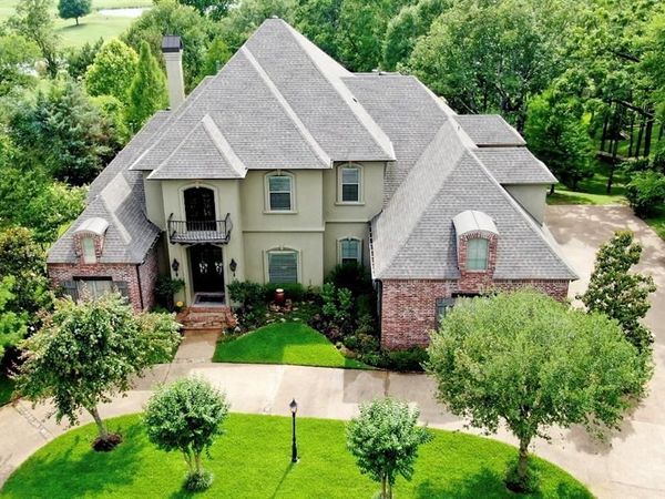 38 Golf Club Drive, Haughton, LA 71037