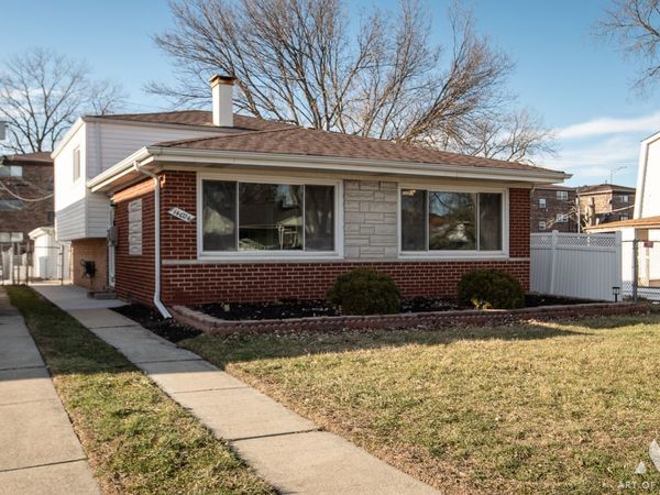 14024 S Saginaw Avenue, Burnham, IL 60633