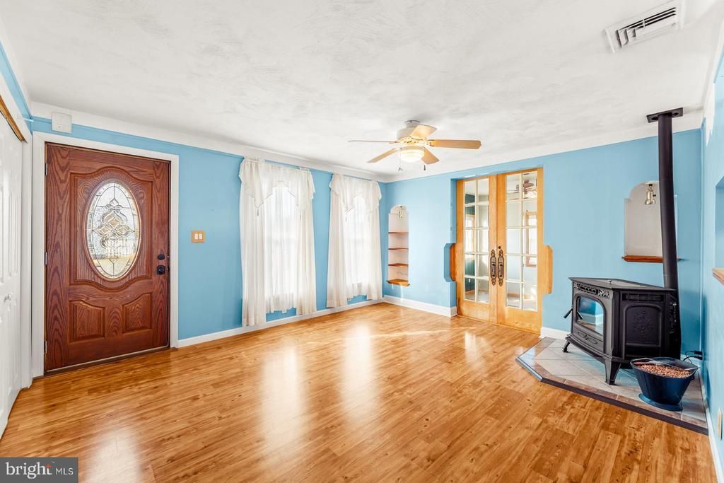 215 Blough Court, Fairless Hills, PA 19030 Main Photo