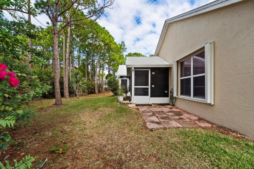 649 NW San Remo Circle, Port Saint Lucie, FL 34986 Photo