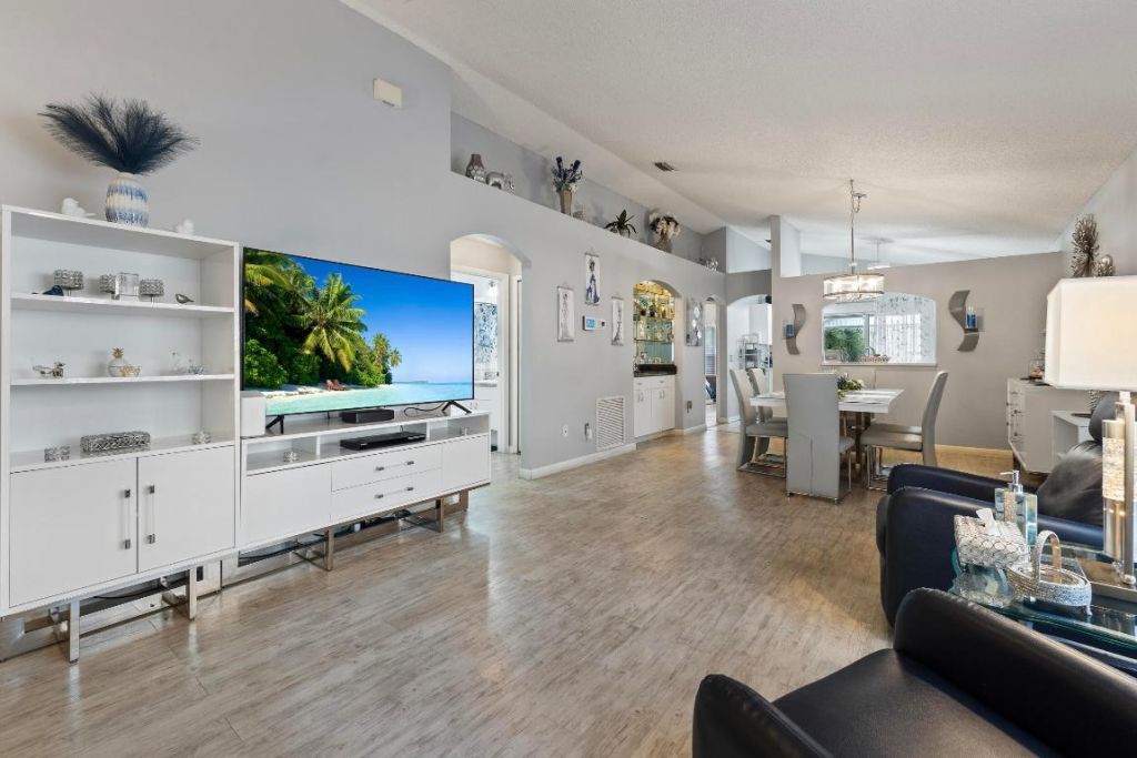 649 NW San Remo Circle, Port Saint Lucie, FL 34986 Photo