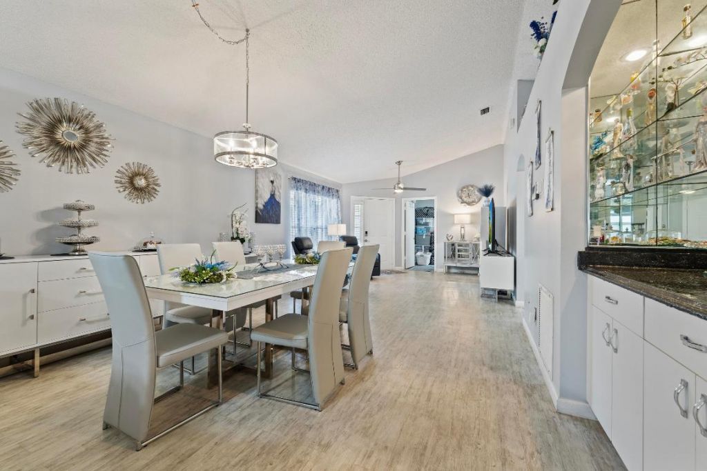 649 NW San Remo Circle, Port Saint Lucie, FL 34986 Photo