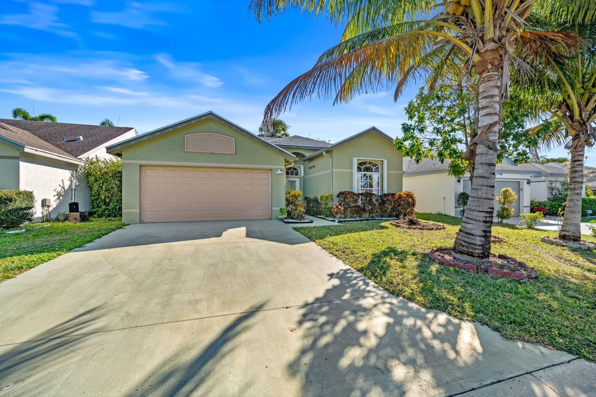113 Cypress Lane, Royal Palm Beach, FL 33411 Photo