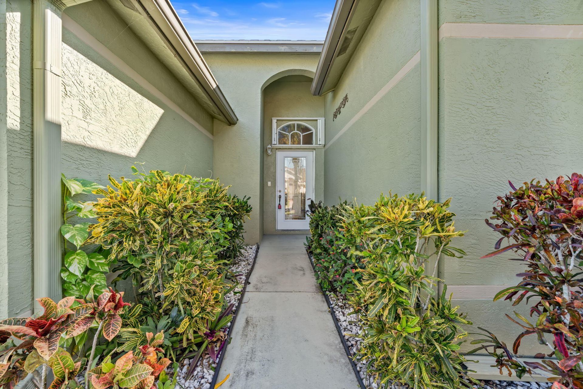 113 Cypress Lane, Royal Palm Beach, FL 33411 Photo