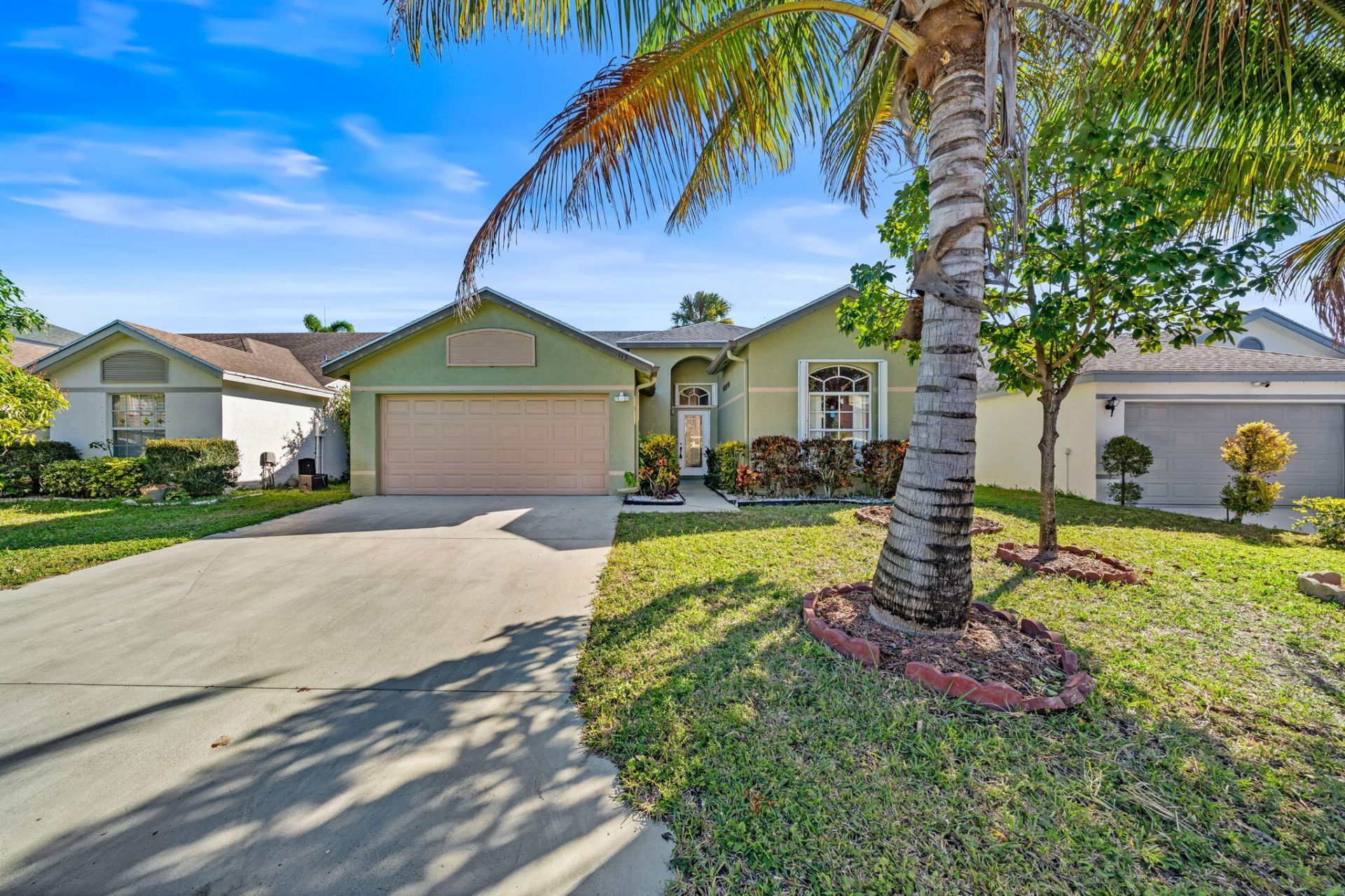 113 Cypress Lane, Royal Palm Beach, FL 33411 Photo
