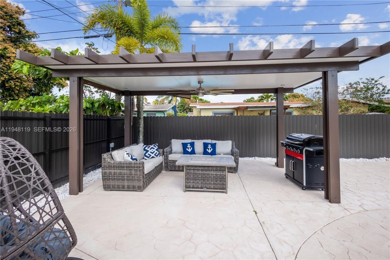 6541 NW 24th St, Sunrise, FL 33313 Photo