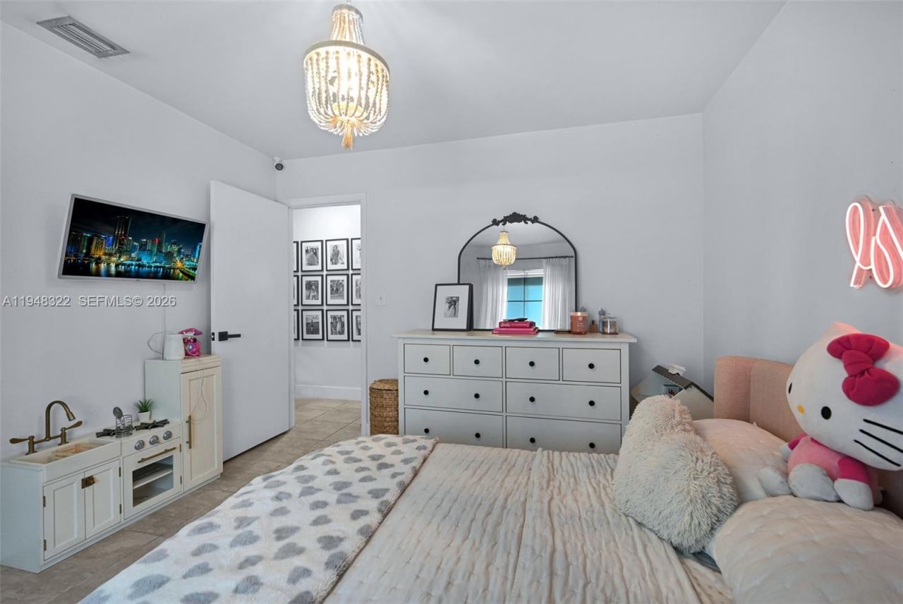 8780 SW 200th Ter, Cutler Bay, FL 33189 Photo