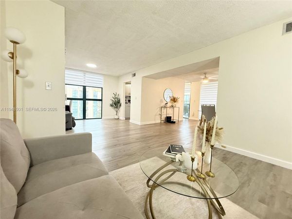 11800 SW 18th St, Unit 410-4, Miami, FL 33175