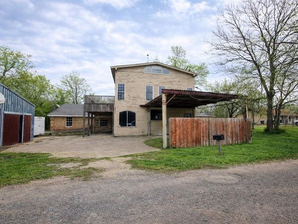 9611 Private Road 3826, Quinlan, TX 75474