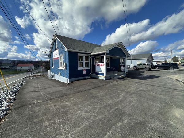 9485 S Seneca Trl, Lewisburg, WV 24901