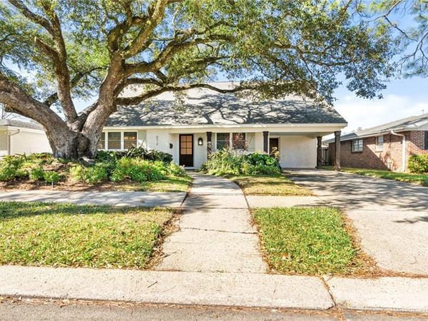 212 NELSON Drive, River Ridge, LA 70123