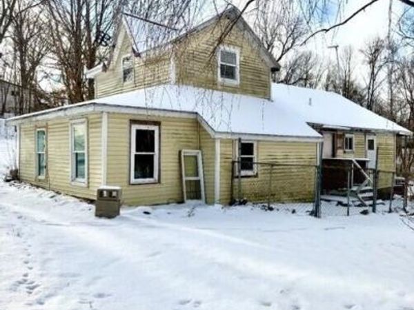 216 Crane Street, Union City, MI 49094