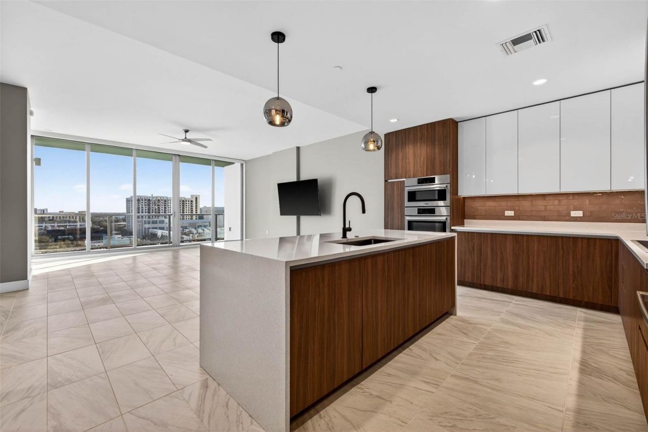 777 3rd Avenue N, Unit 1106, Saint Petersburg, FL 33701 Photo