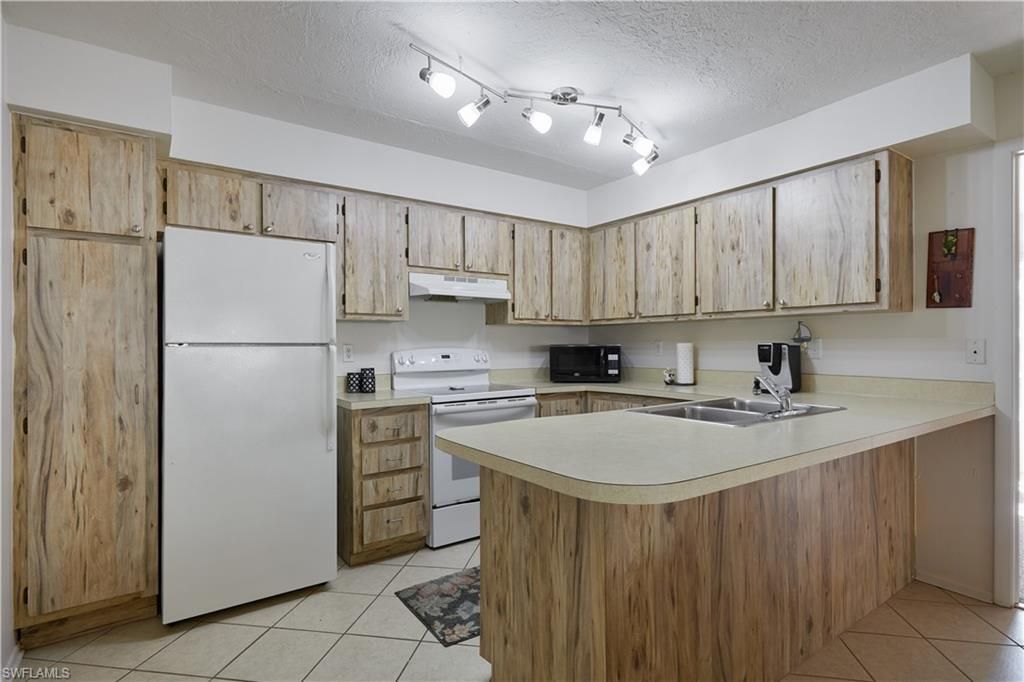 1100 Pondella Rd, Unit 801, Cape Coral, FL 33909 Photo