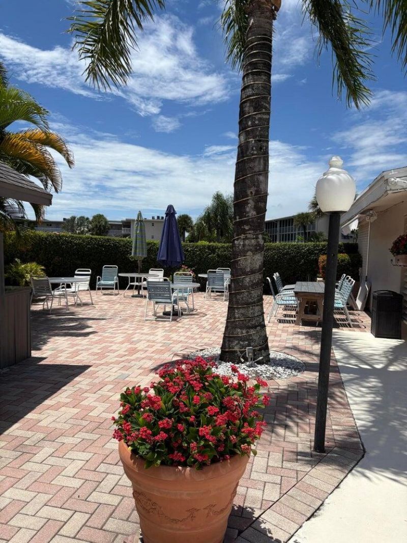2770 S Garden Drive, Unit 304, Lake Worth, FL 33461 Photo