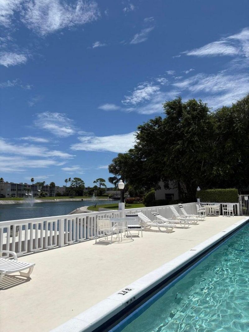 2770 S Garden Drive, Unit 304, Lake Worth, FL 33461 Photo