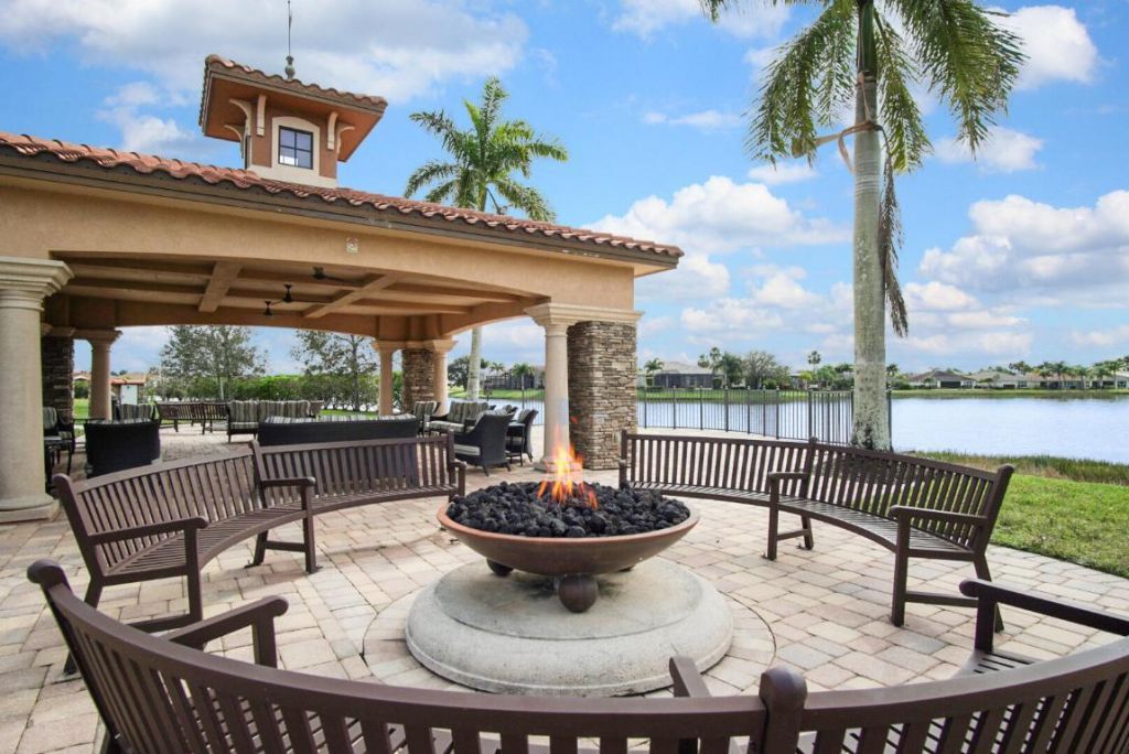 12407 SW Weeping Willow Avenue, Port Saint Lucie, FL 34987 Photo