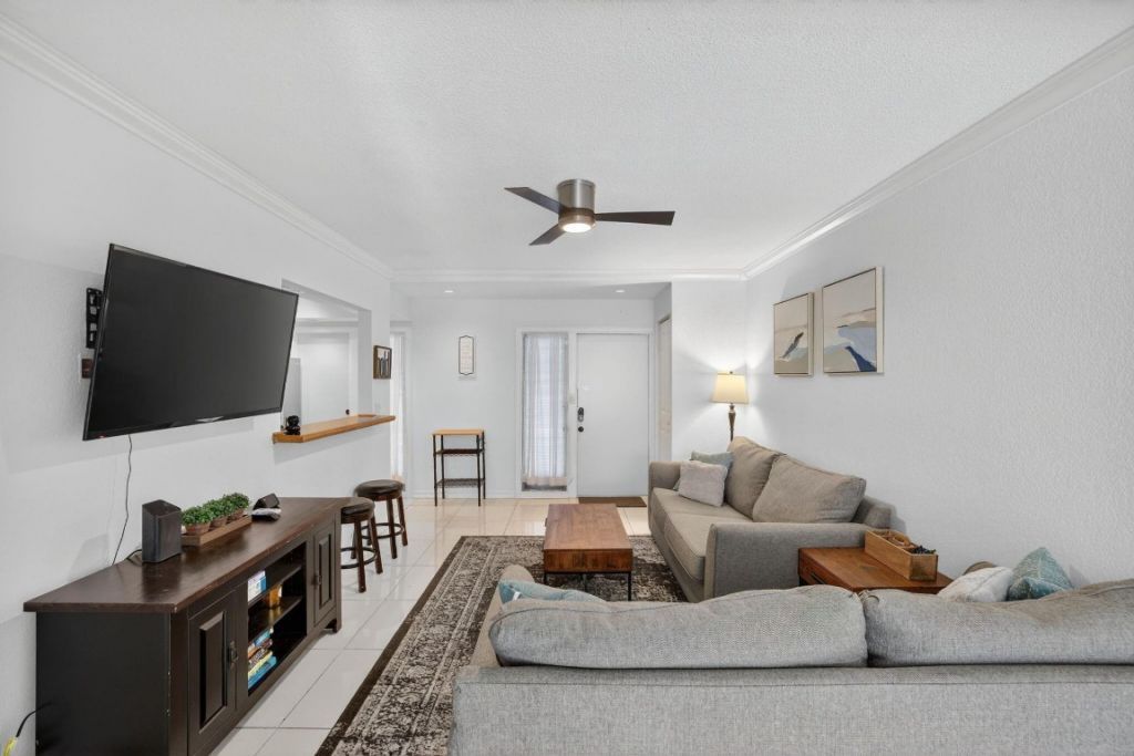 1967 S Ocean Boulevard, Unit 103, Pompano Beach, FL 33062 Photo