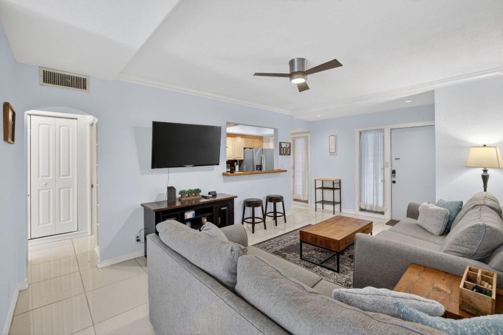 1967 S Ocean Boulevard, Unit 103, Pompano Beach, FL 33062 Photo