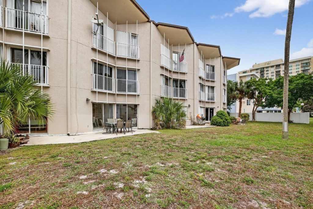1967 S Ocean Boulevard, Unit 103, Pompano Beach, FL 33062 Photo