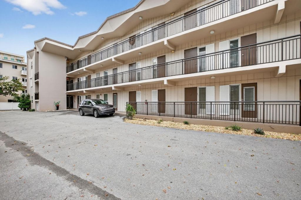 1967 S Ocean Boulevard, Unit 103, Pompano Beach, FL 33062 Photo