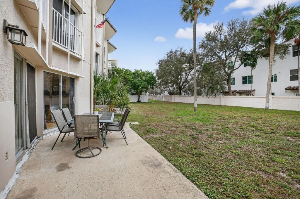 1967 S Ocean Boulevard, Unit 103, Pompano Beach, FL 33062 Photo