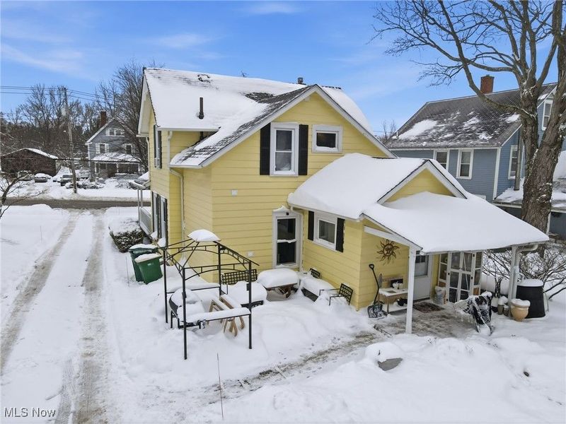 234 N Hambden Street, Chardon, OH 44024 Photo 2