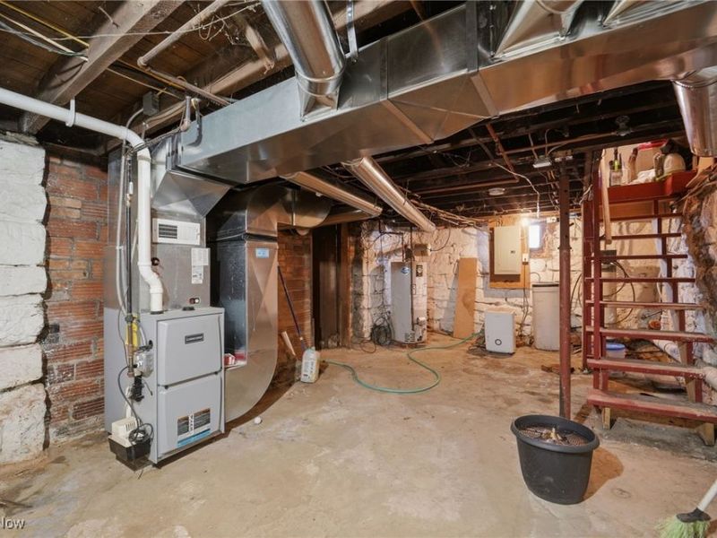 234 N Hambden Street, Chardon, OH 44024 Photo 27