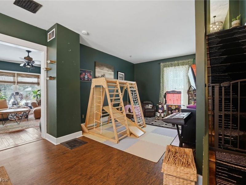 234 N Hambden Street, Chardon, OH 44024 Photo 6