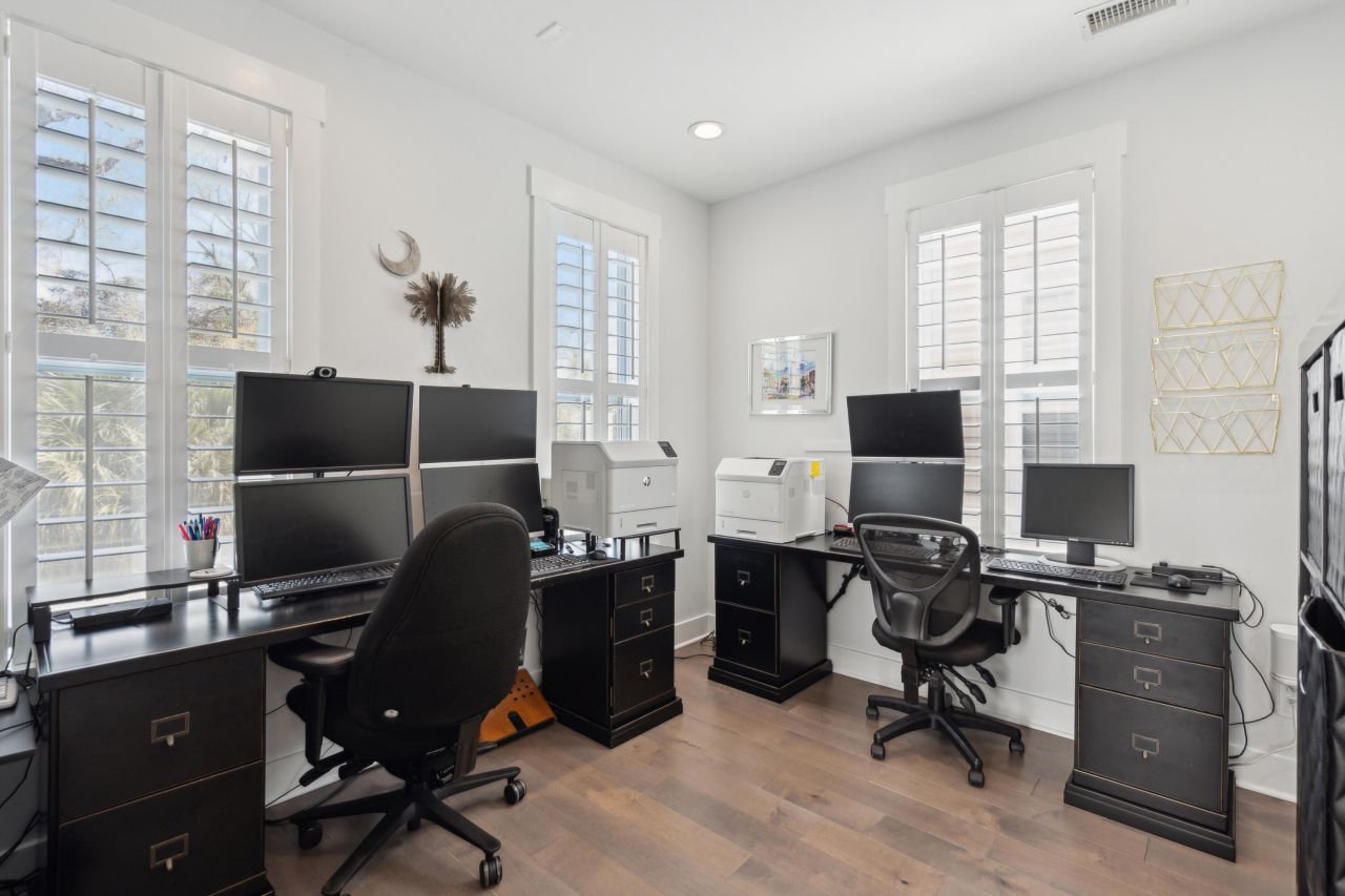 137 Bratton Circle Photo 37