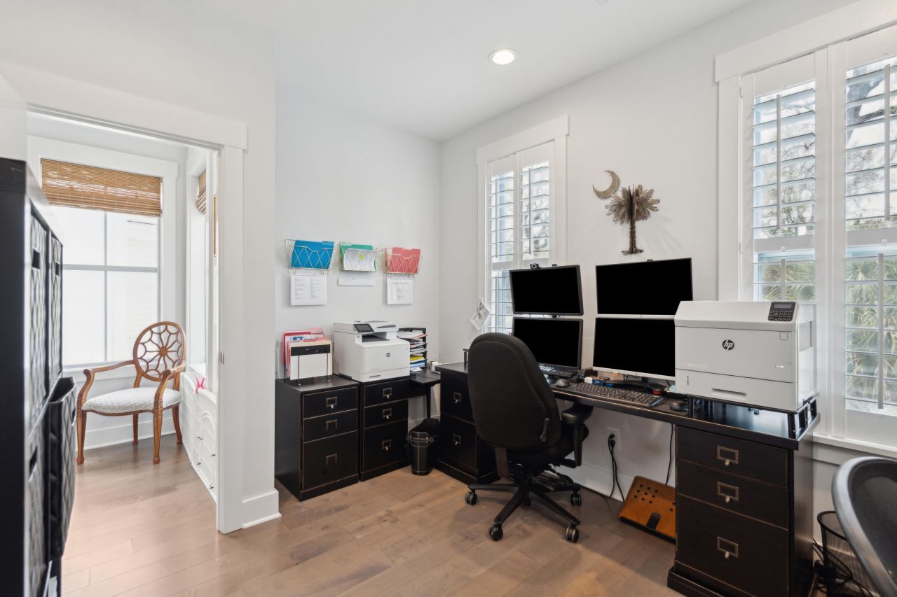 137 Bratton Circle Photo 38