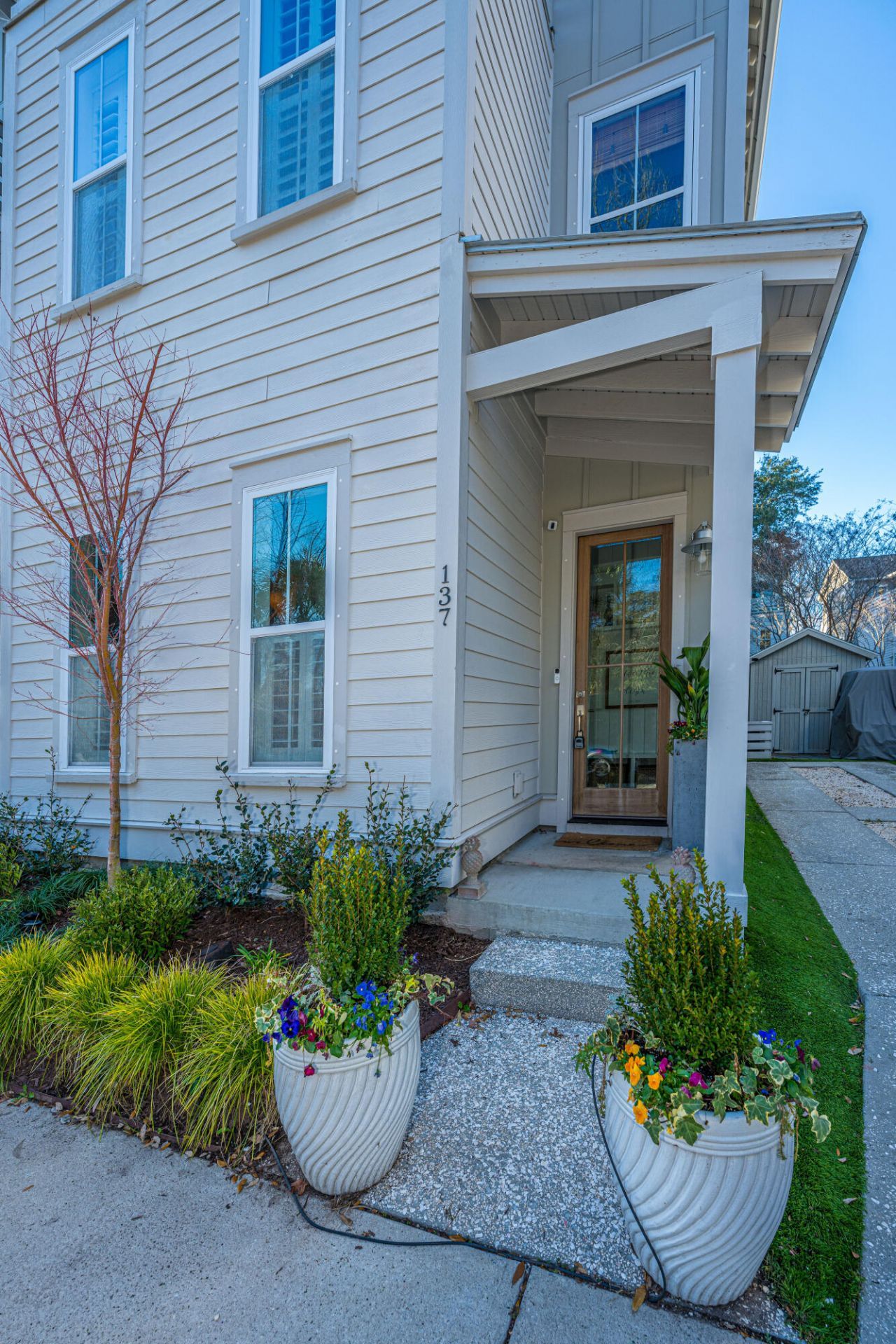 137 Bratton Circle Photo 4