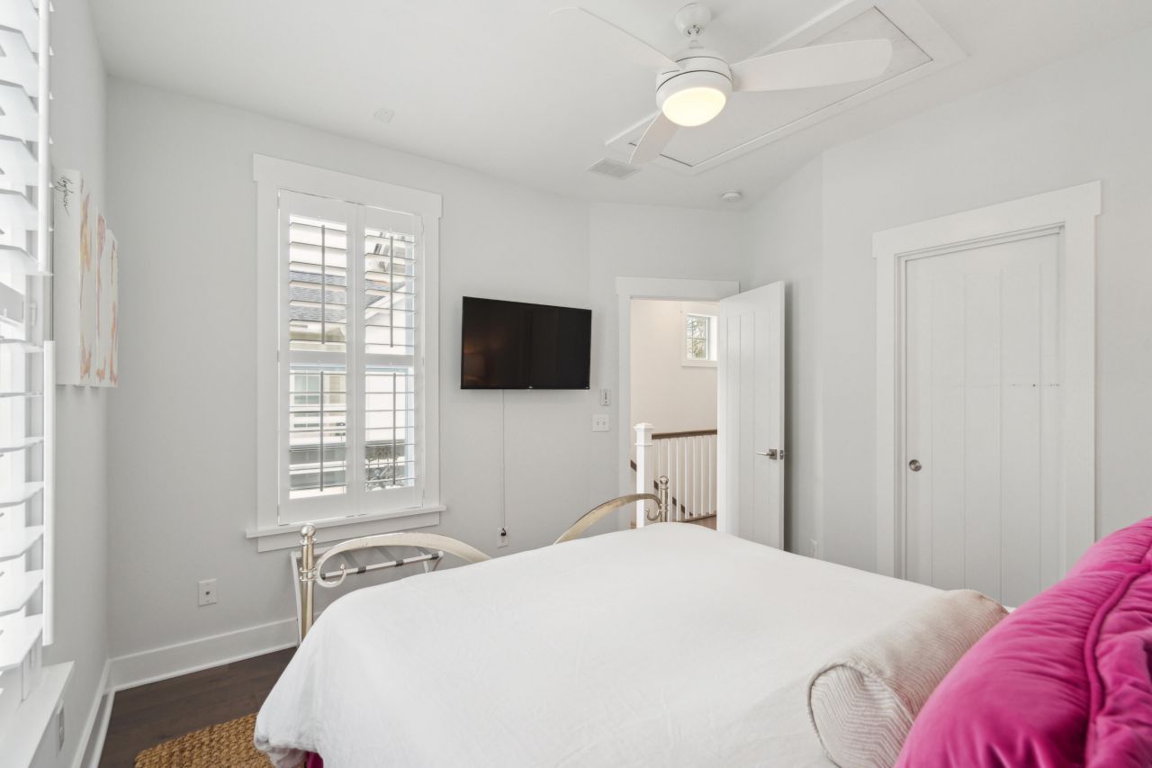 137 Bratton Circle Photo 40