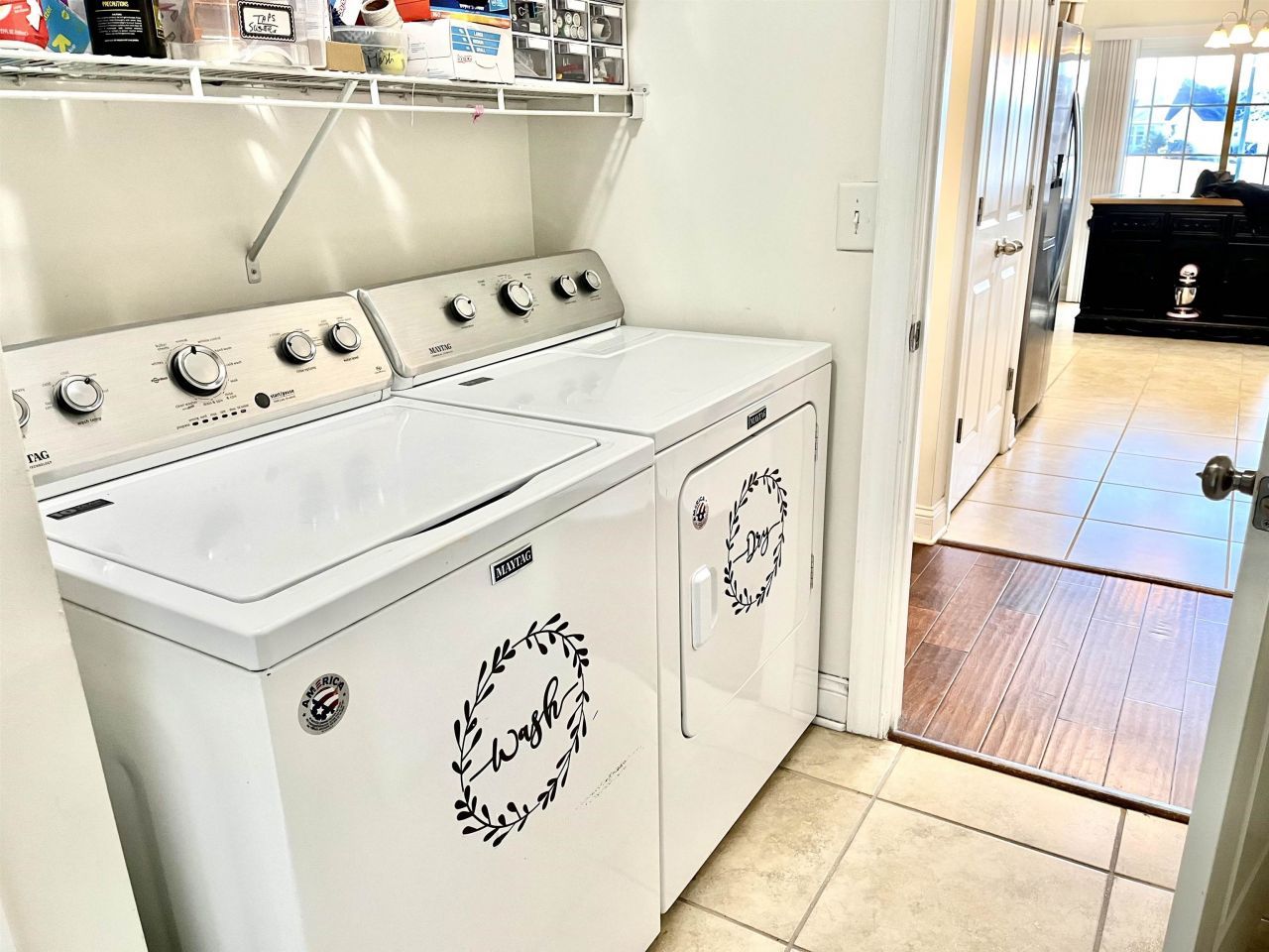 272 Camrose Way Photo 16