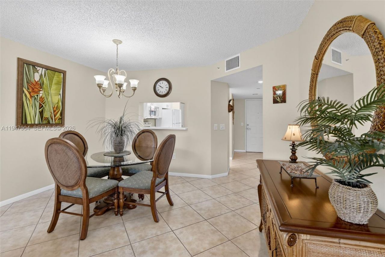 1651 SW 127th Ave, Unit A305, Pembroke Pines, FL 33027 Photo