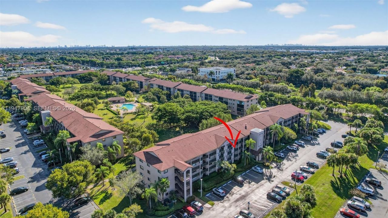 1651 SW 127th Ave, Unit A305, Pembroke Pines, FL 33027 Photo