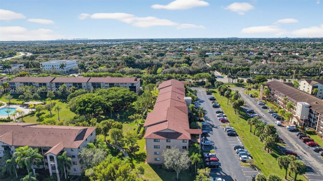 1651 SW 127th Ave, Unit A305, Pembroke Pines, FL 33027 Photo