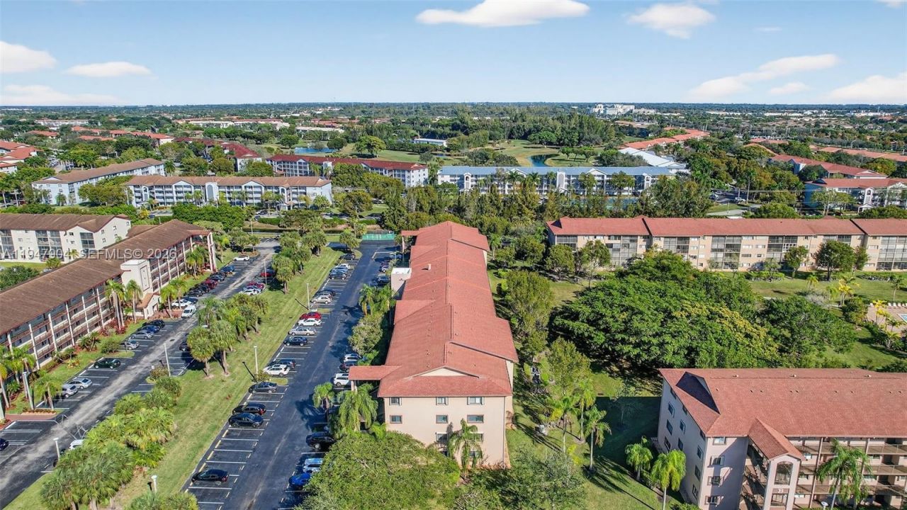 1651 SW 127th Ave, Unit A305, Pembroke Pines, FL 33027 Photo