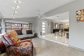 21321 NE 25th Ct, Miami, FL 33180 Photo