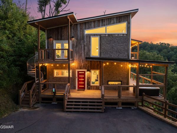 3322 Sugar Maple Loop Road, Sevierville, TN 37862