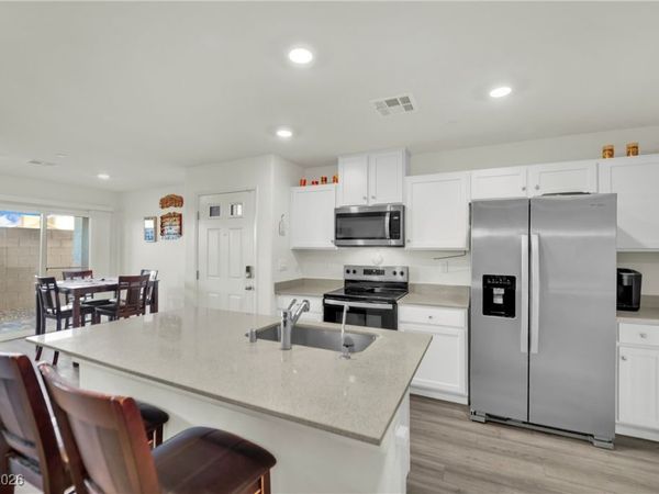 6958 Stafford Hill Street, Las Vegas, NV 89166