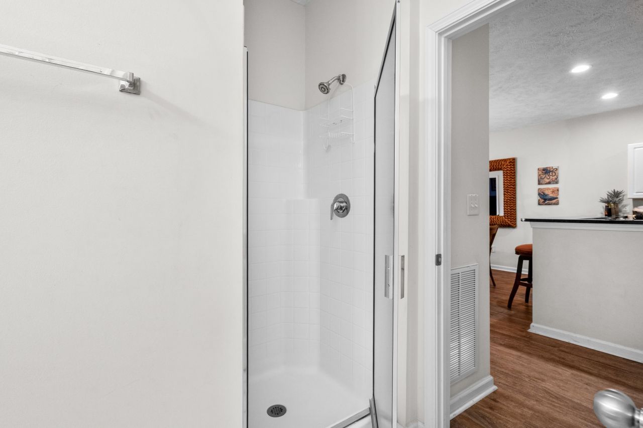 601 N Hillside Dr. Photo 34