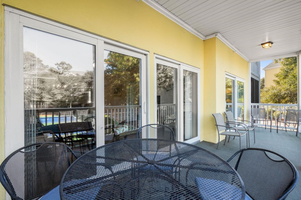 601 N Hillside Dr. Photo 55